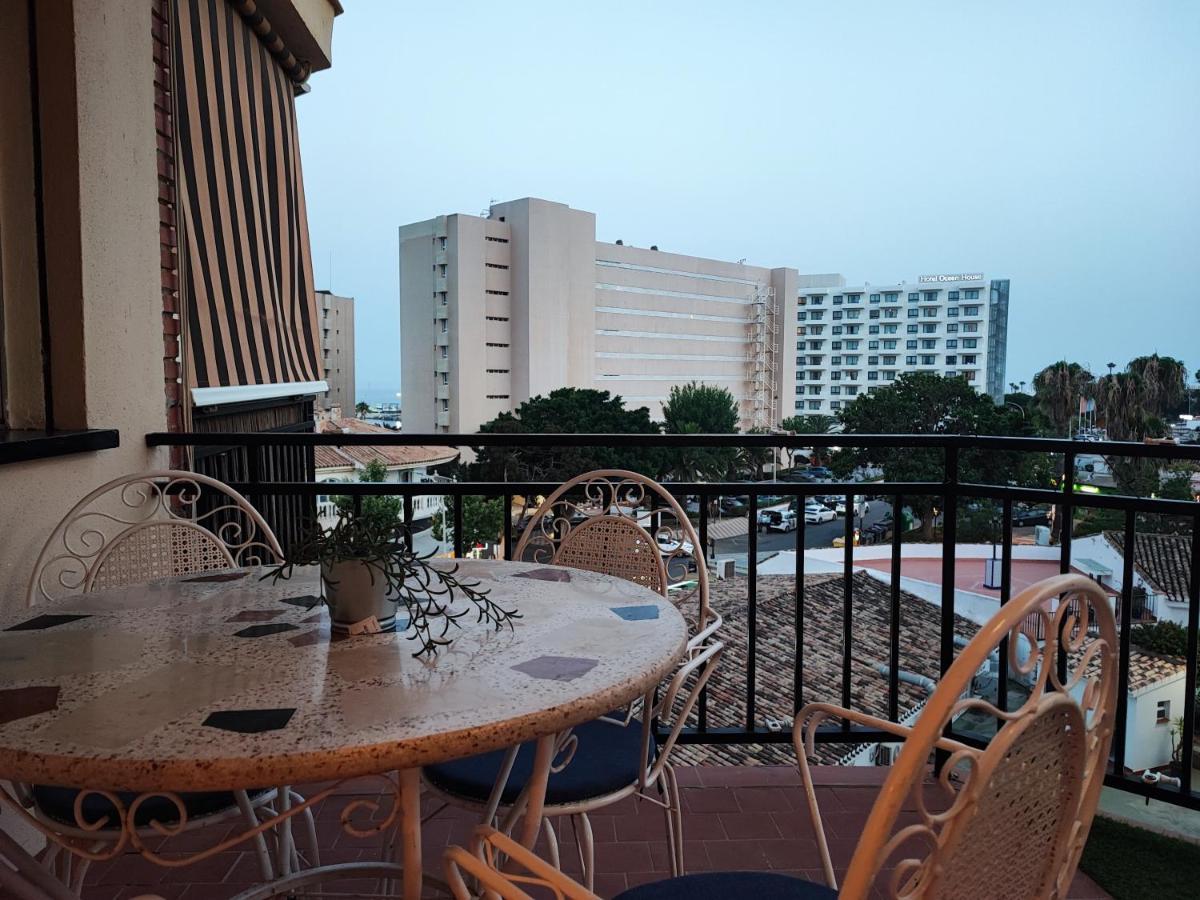 Apartamento 150 Metros De La Playa Torremolinos Exterior foto