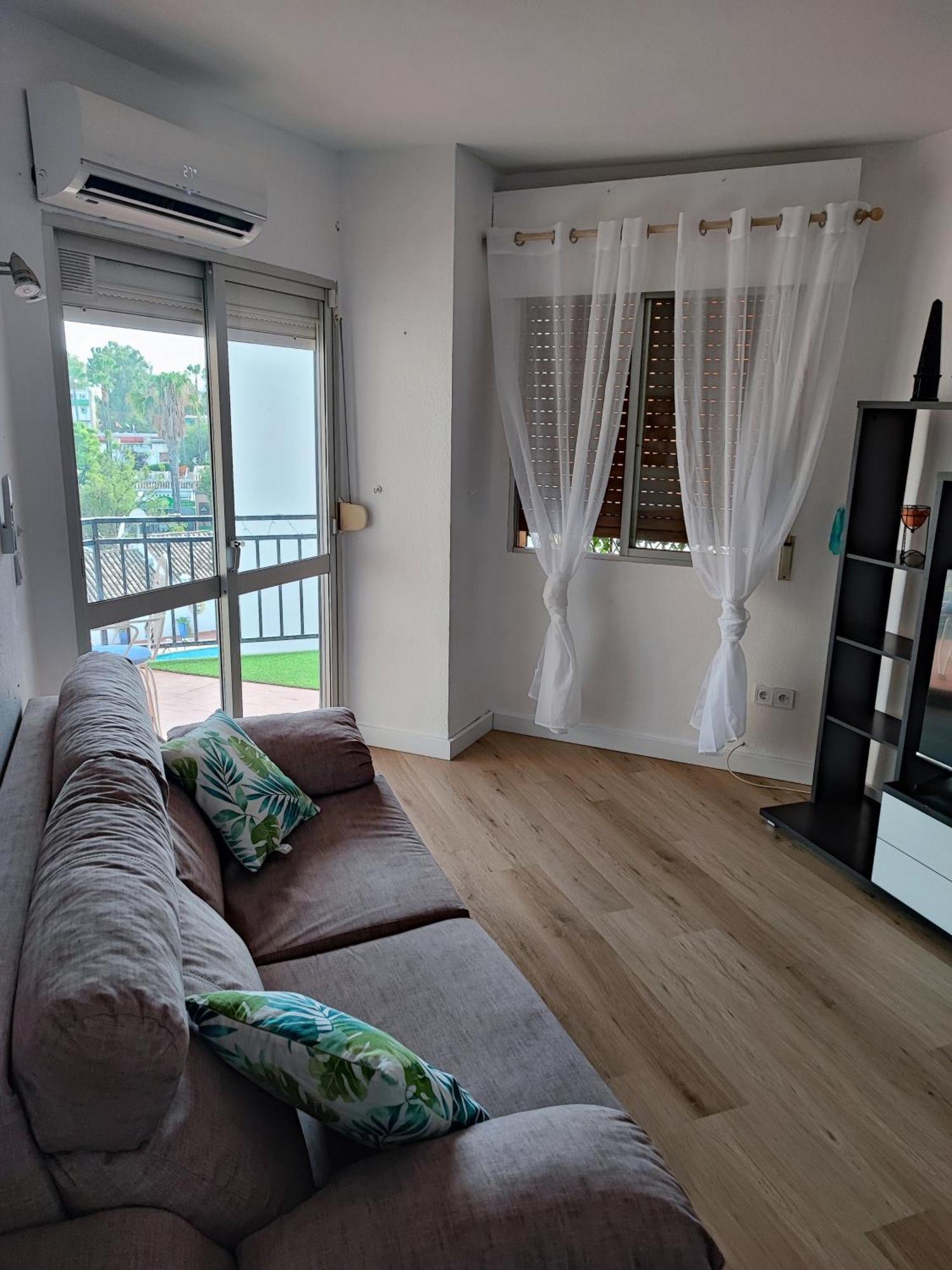 Apartamento 150 Metros De La Playa Torremolinos Exterior foto